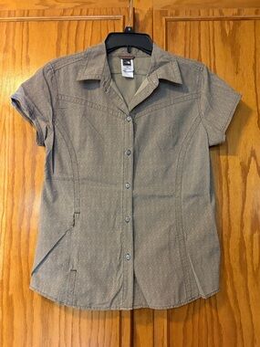 The North Face button up shirt size medium